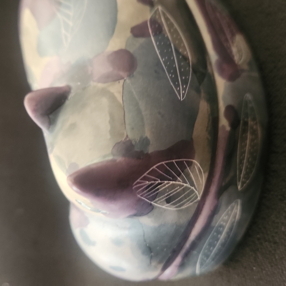 VINTAGE HAND CARVED HIPPOPOTAMUS SOAPSTONE TRINKET BOX. - Picture 5 of 11